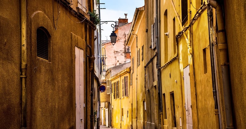 Séjour romantique en Provence : maisons d'hôtes et vignobles d'exception