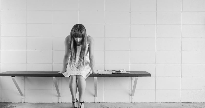 Premier voyage solo : gérer la solitude et le stress sans paniquer